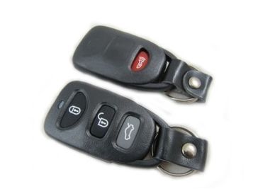 Un bon prix. 3+1 bouton Kia Shell principal à distance, blancs en plastique de clé de voiture pour Kia avec le logo fait sur commande en ligne